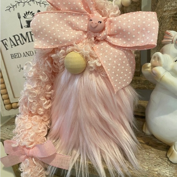 🐷Pig Gnome, Farmhouse Decor, Tier Tray Decor, Pig Lover Gift - Picture 3 of 7